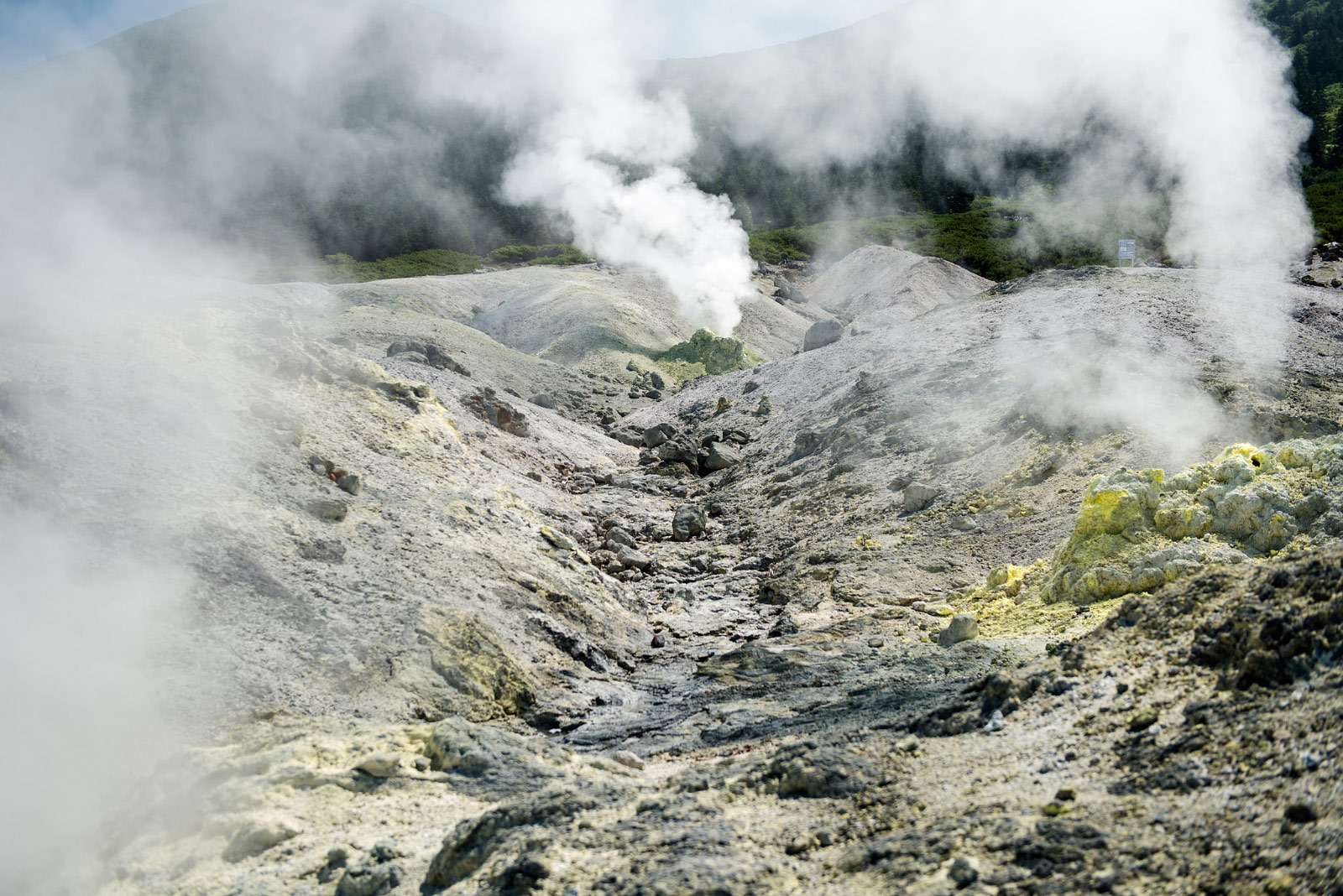 Mendeleev Volcano, Kunashir